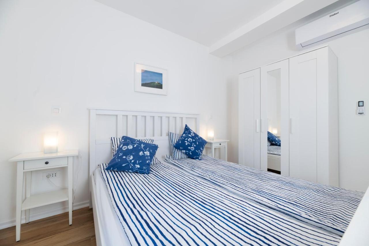 Pribetic Apartments 포레치 외부 사진