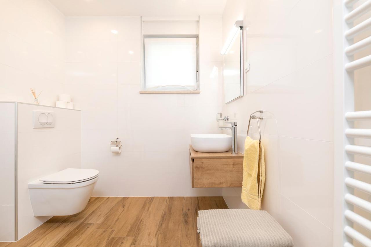 Pribetic Apartments 포레치 외부 사진